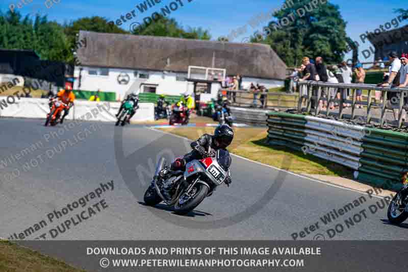 Vintage motorcycle club;eventdigitalimages;mallory park;mallory park trackday photographs;no limits trackdays;peter wileman photography;trackday digital images;trackday photos;vmcc festival 1000 bikes photographs